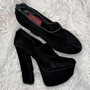 Vintage Y2K Fahrenheit Black Suede Platform Ankle Booties/shootie - Size 7